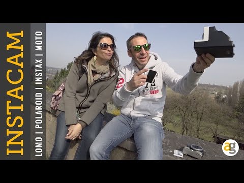 Fotocamera istantanea foto grandi